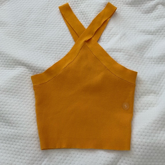 Halter Top - Picture 2 of 2
